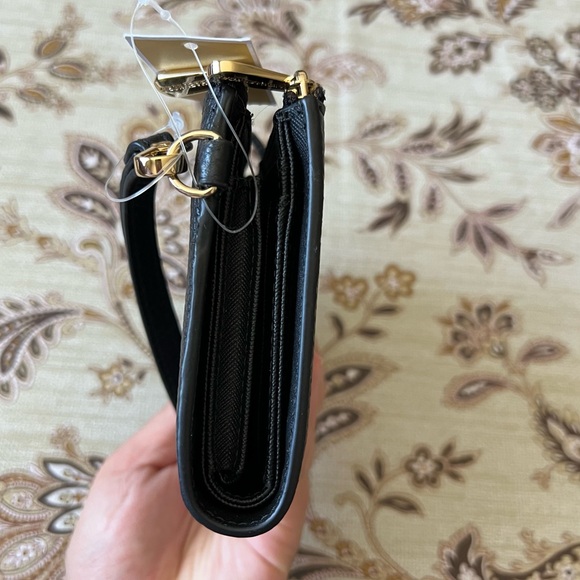 MICHAEL KORS Leather Adele Black Detachable Strap Wristlet Wallet NWT - Picture 4 of 15